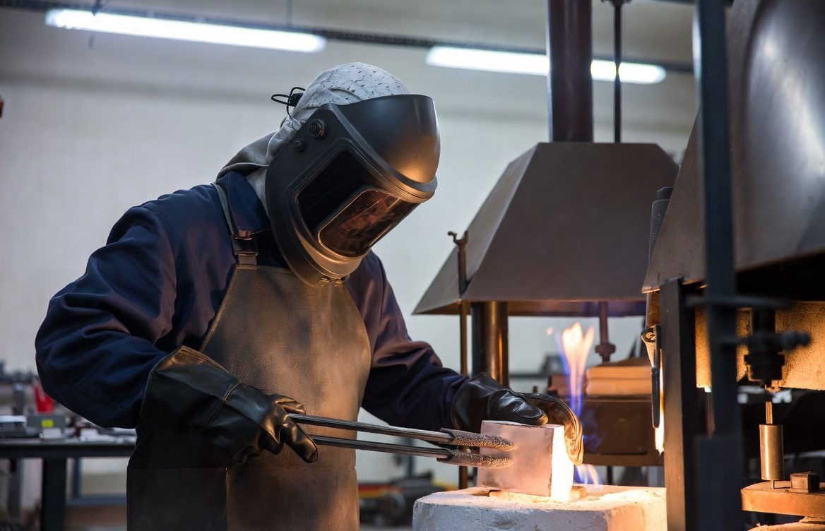 Metal Teknolojisi Sektörü Mesleki Eğitim Belgesi